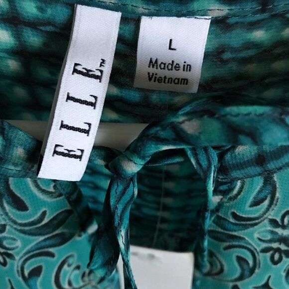 Elle blouse Top Sleeveless Ruffles Blouse green SZ Large New With Tags - Picture 5 of 5